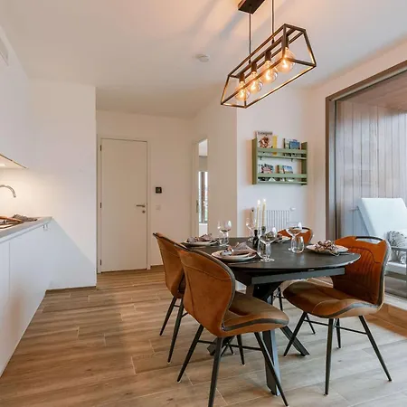 Huswell - Cozy In With Terrace & Pool