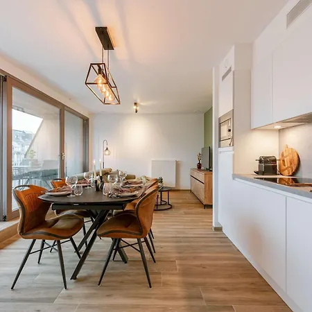 Huswell - Cozy In With Terrace & Pool *